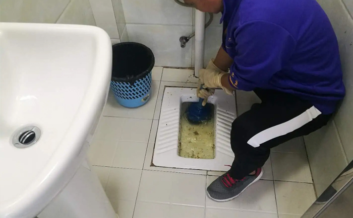 上甘岭疏通蹲坑
